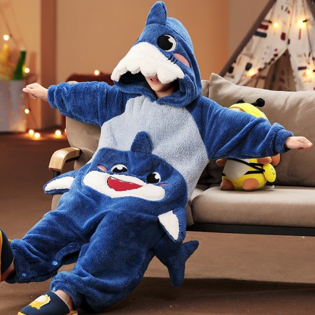 Costume une pièce pyjama requin pour garçon