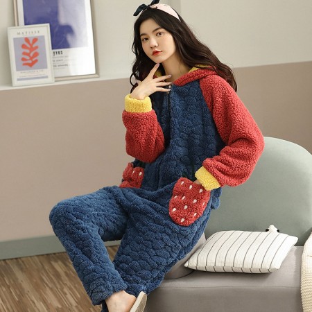 Pyjama une pièce en flanelle pour filles pyjama une pièce à la fraise douce